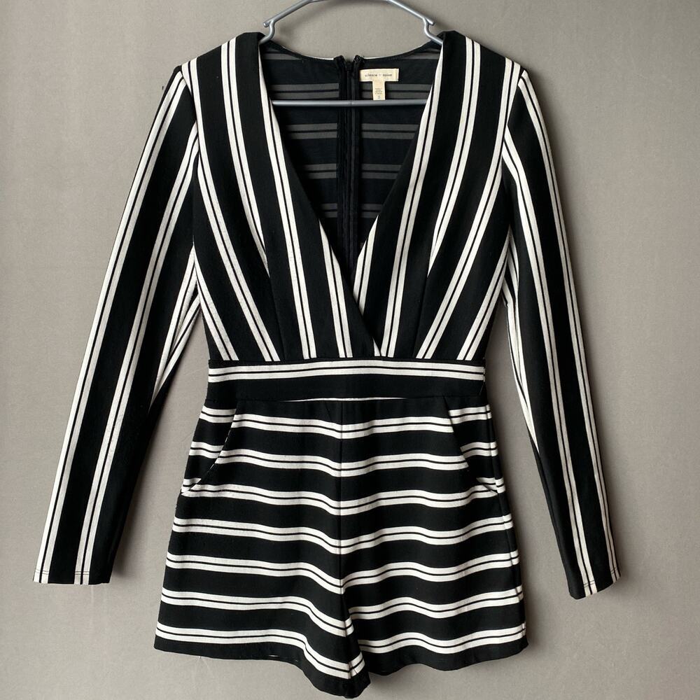 Silence + Noise sz S black white strip long sleeve romper